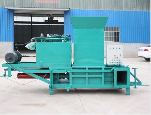 青儲(chǔ)碎料打包機(jī)與無線體溫監(jiān)測(cè)器 現(xiàn)代農(nóng)牧業(yè)中的科技革新